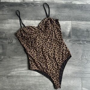 Leopard Print bodysuit women’s size S